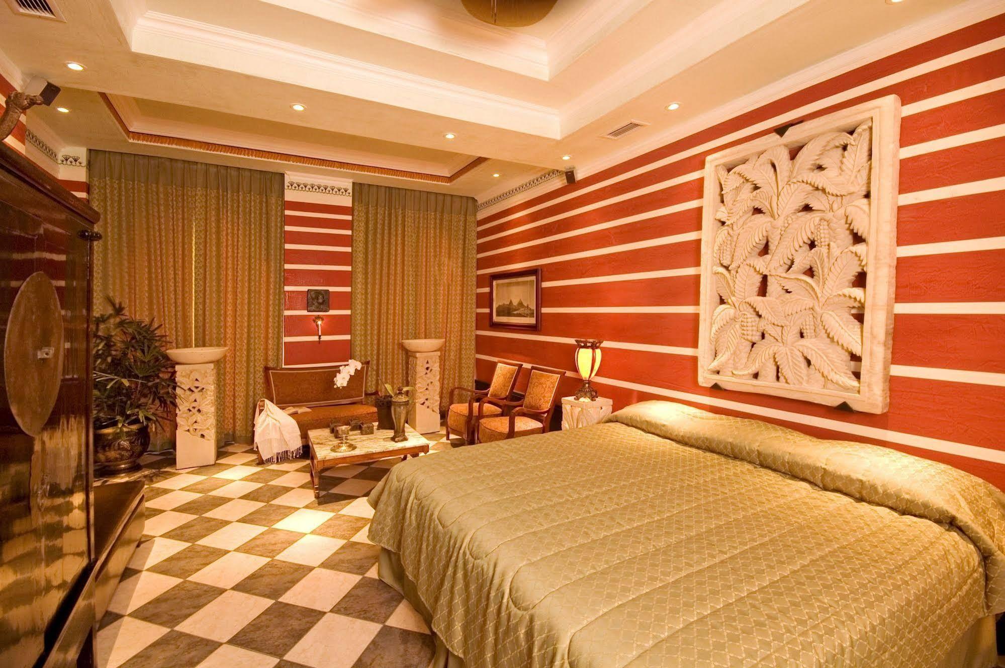 Zephyr Palace Luxury Hotel Jaco Bagian luar foto